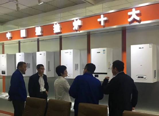 杨文萍县长莅临樱花草视频在线观看免费高清热能调研指导